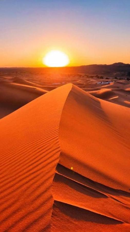 L'homme Du Désert Merzouga Exterior foto